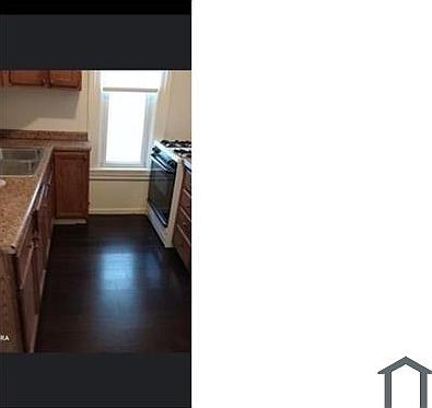 4th image of 938 N Court St #2