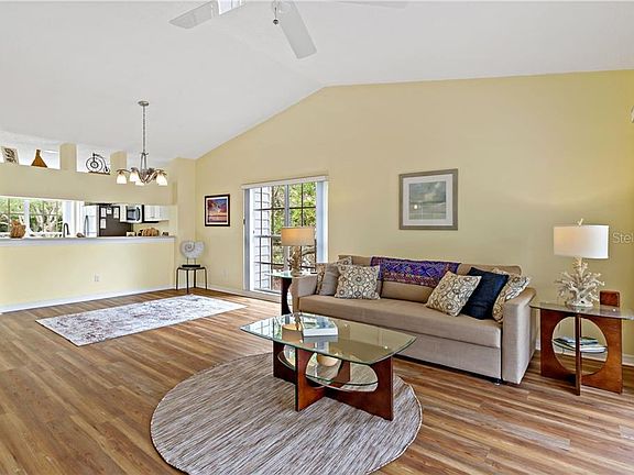 5th image of 11600 Shipwatch Dr APT 1411