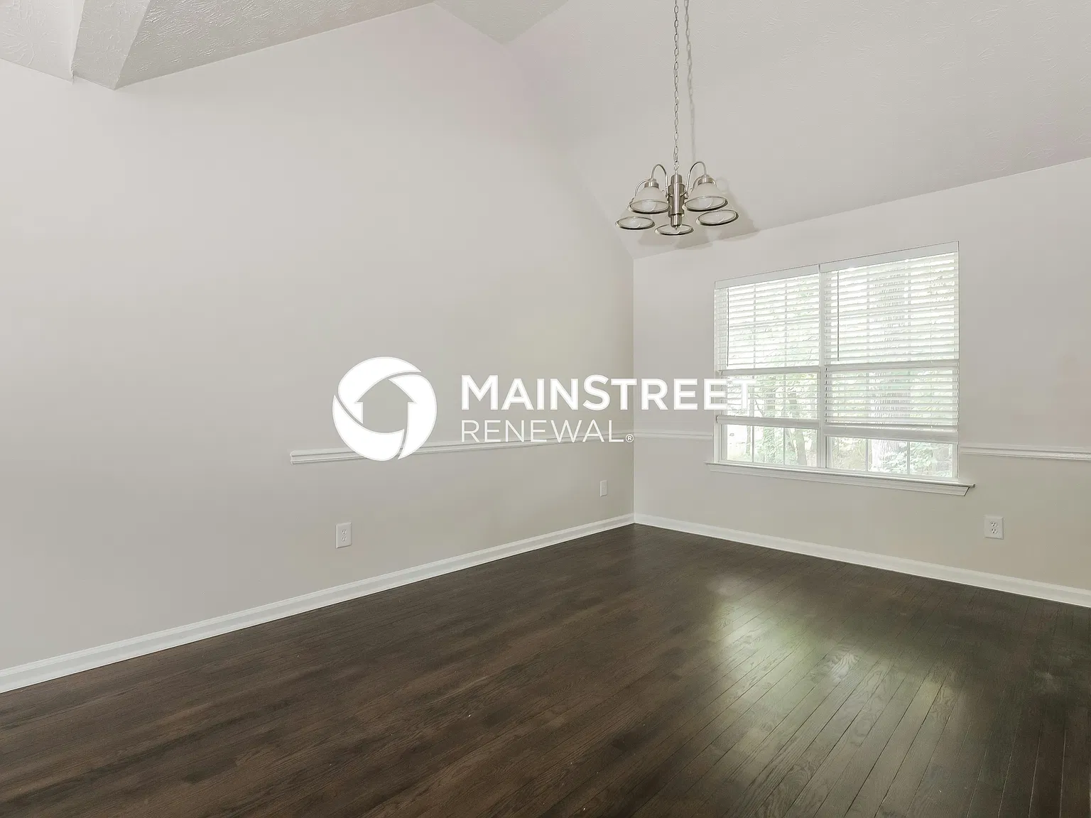 136 Stoney Brook Way — Photo 4