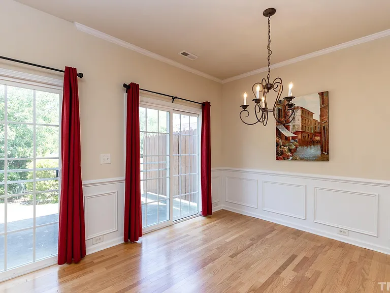 700 Mardonie Reach Ln — Photo 7