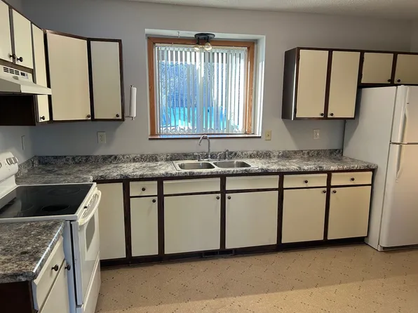 10342 Lever St NE, Circle Pines, MN 55014