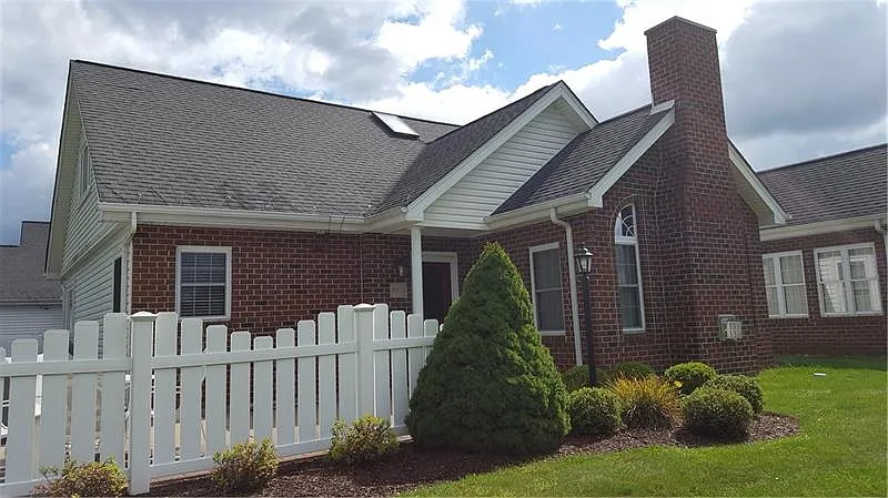 5110 Hemlock Ln photo 1