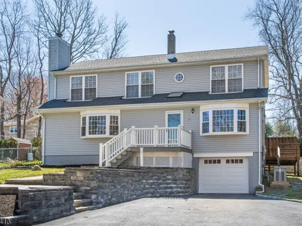 9 Hilary Ct, Vernon Twp., NJ 07460