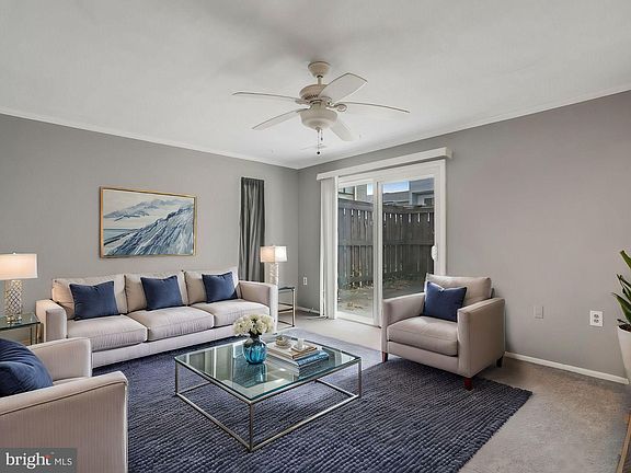 3rd image of 8614 Village Way Suite 8614