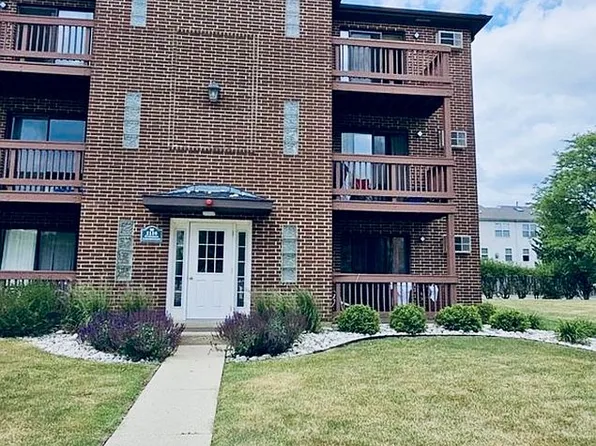 1110 Cedar St APT 3B, Glendale Heights, IL 60139