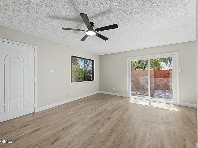 4107 W Wonderview Rd — Photo 4