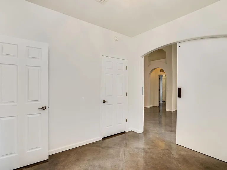 8039 N Arcata Dr — Photo 9