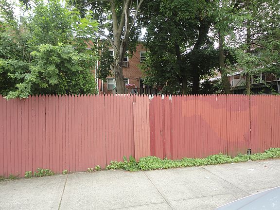 4th image of 26611 E Williston Ave
