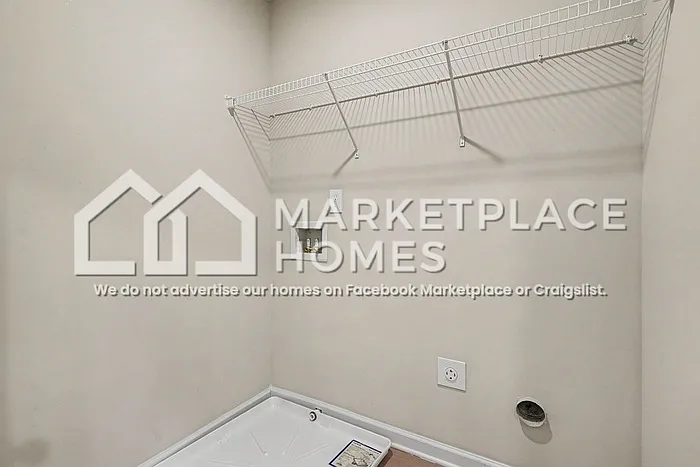 229 Wl Miller Dr — Photo 22