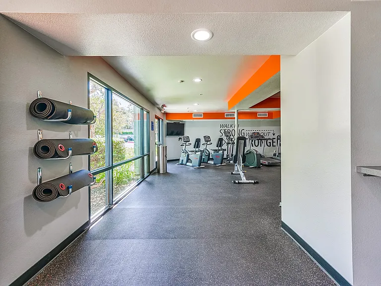 Casa Grande Senior Apartment Homes — Photo 39