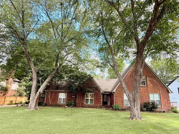 9140 Fox Ridge Rd, Germantown, TN 38139