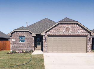 508 Gould St, Pilot Point, TX 76258