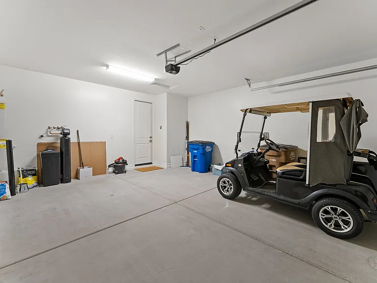 4002 Desert Moon Dr — Photo 20