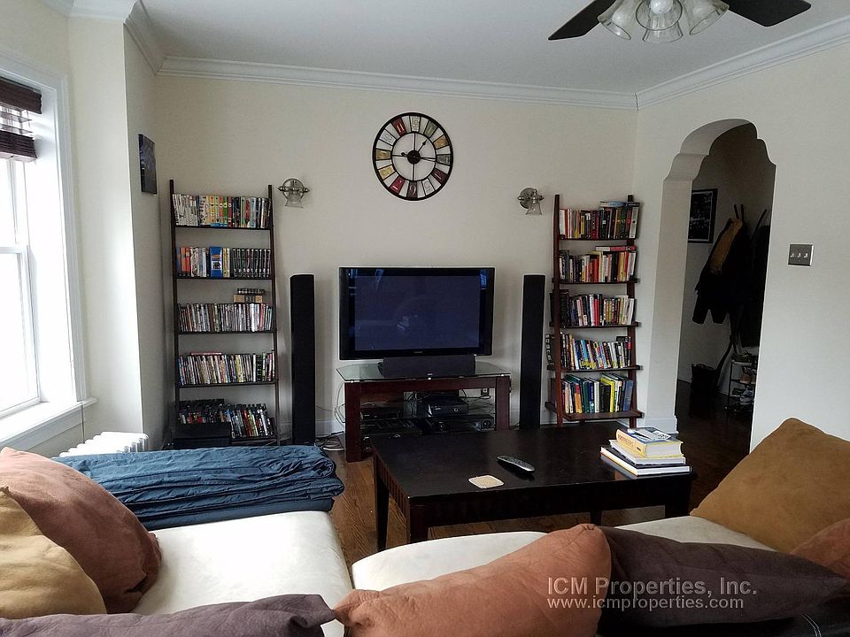 1st image of 4838 N Paulina St #1M