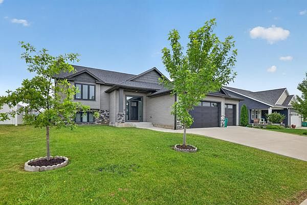 1st image of 4268 Genevieve Pl NW