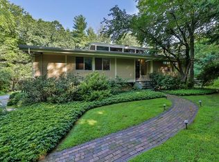 58 Tahanto Trl, Harvard, MA 01451