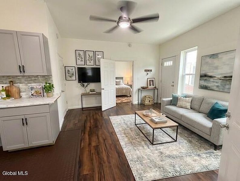 3rd image of 8 Harrison Avenue
