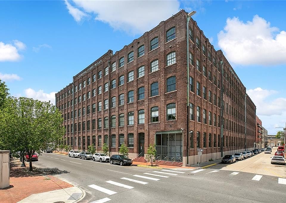 1st image of 1107 S Peters St APT 116