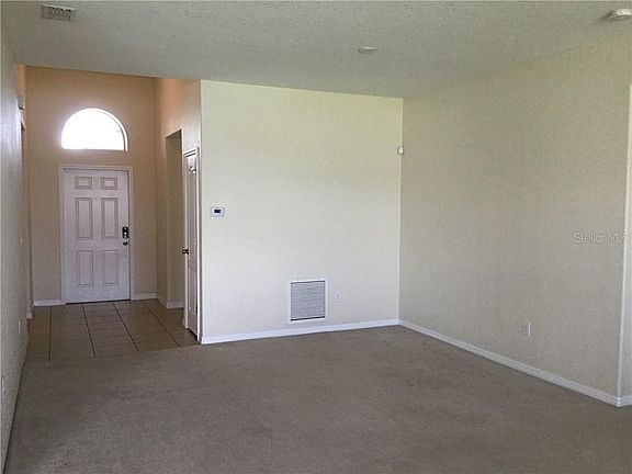 3rd image of 2940 Carrickton Cir #2
