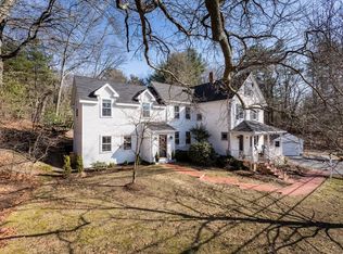 109 Grove St, Lexington, MA 02420