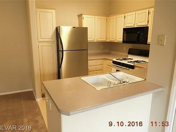 5th image of 855 N Stephanie St Unit 2616