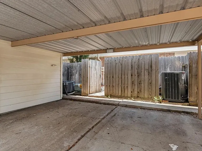 14447 Misty Meadow Ln — Photo 19