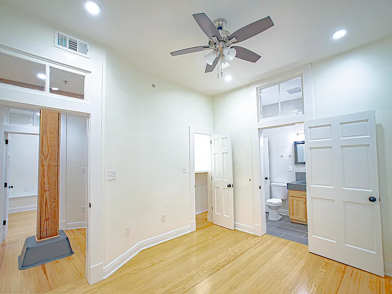 4121 Magazine St #1 — Photo 15
