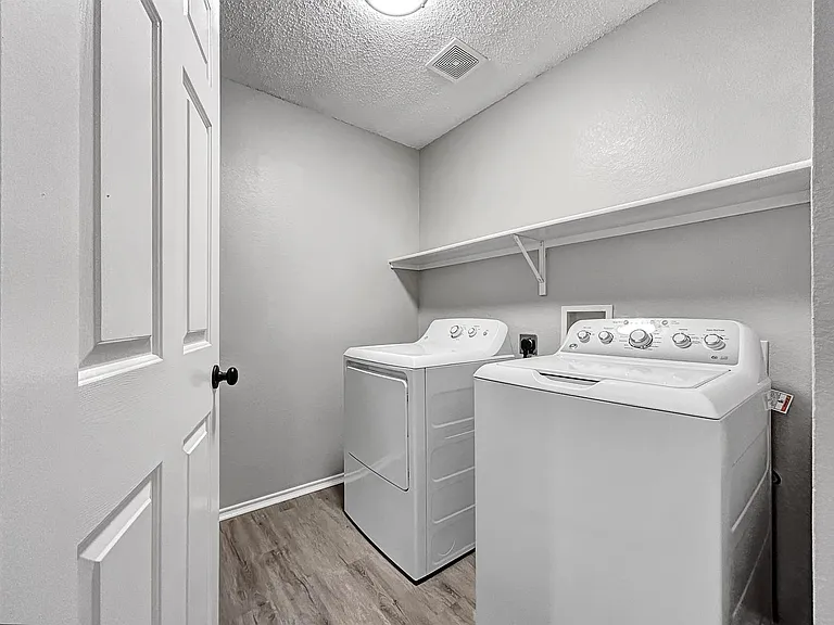 1532 Golden Grass Dr — Photo 20