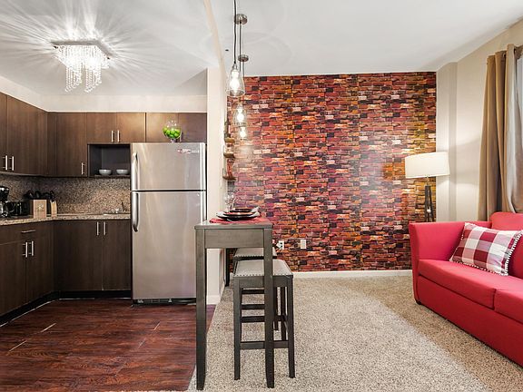 2nd image of 727 Collins Ave Penthouse 3