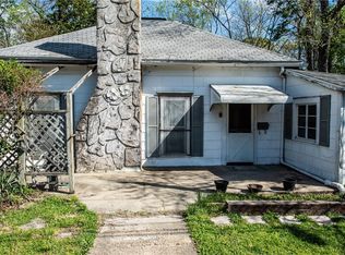 3 Eugenia St, Eureka Springs, AR 72632