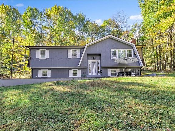 25 Little Fox Run, Shelton, CT 06484 | Zillow