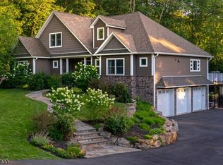 1 Poulos Pl, Denville, NJ 07834