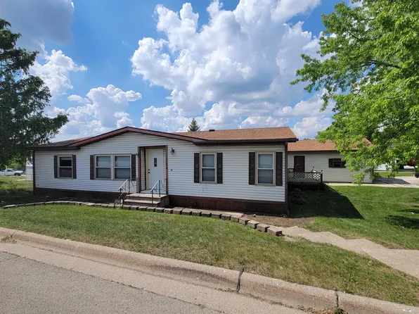 5228 Marble Dr, Loves Park, IL 61111