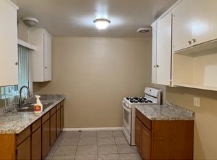 1821 W Glencrest Ave APT B, Anaheim, CA 92801