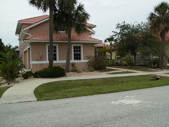 3rd image of 124 Sugarloaf Dr