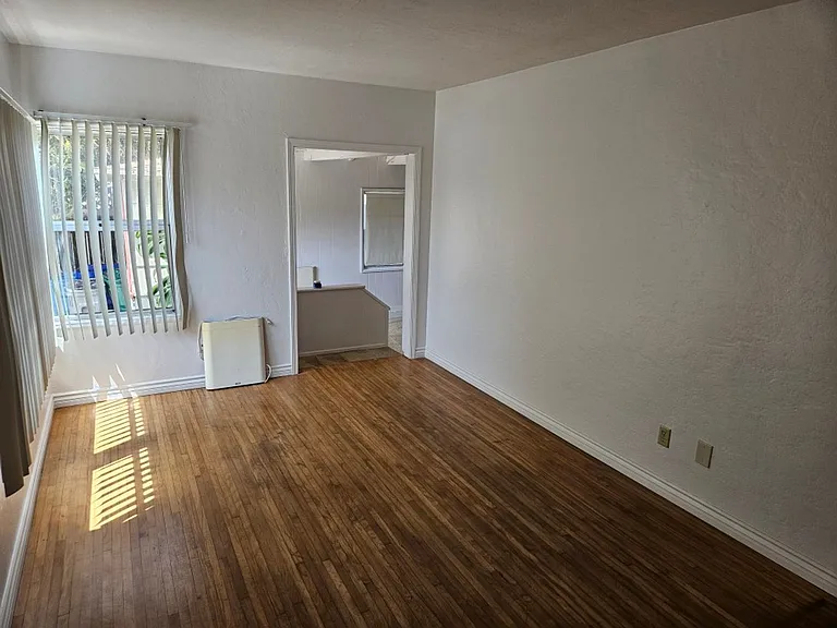 2235 Chicago St — Photo 6