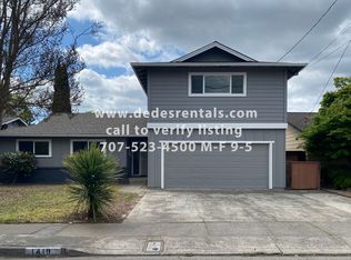 1419 Manhattan Way, Santa Rosa, CA 95401