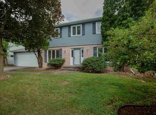 5319 17th Ave, Moline, IL 61265