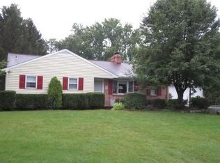 1045 Hunsicker Rd, Lancaster, PA 17601