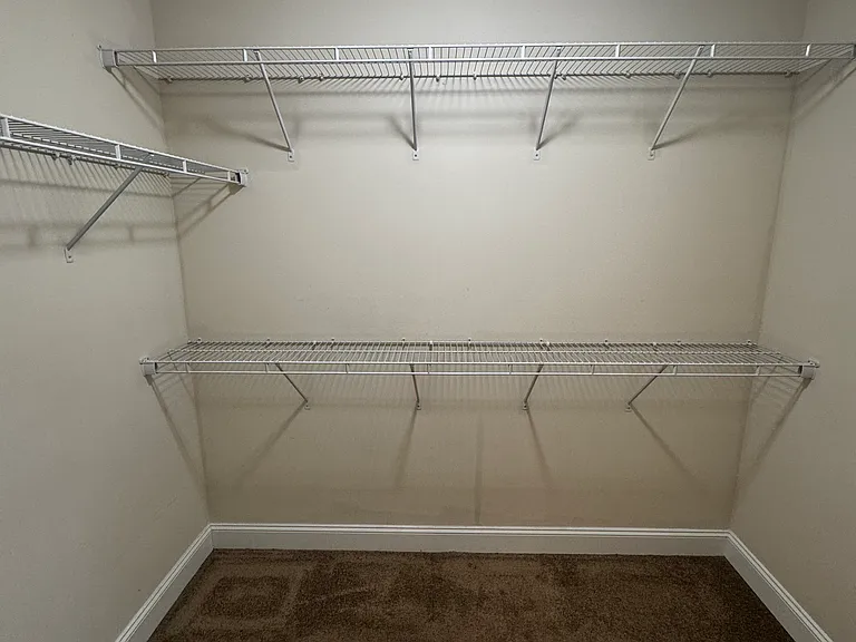 1252 United Ct — Photo 15