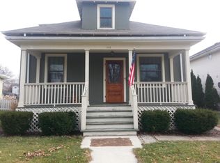 262 Pettibone Ave, Crown Point, IN 46307