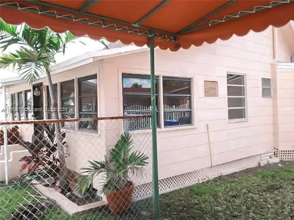 (undisclosed Address), Miami, FL 33135