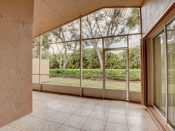 3rd image of 7783 Trapani Ln