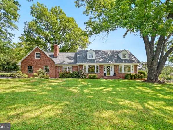 13213 Wye Oak Dr, Darnestown, MD 20878