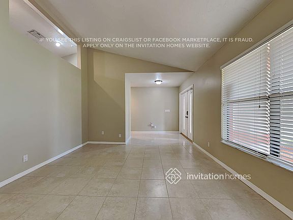 3rd image of 13325 Kingsbury Dr