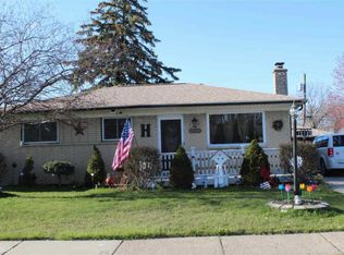 13703 Grey Ave, Warren, MI 48089