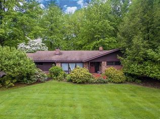 30126 Bolingbrook Rd, Pepper Pike, OH 44124