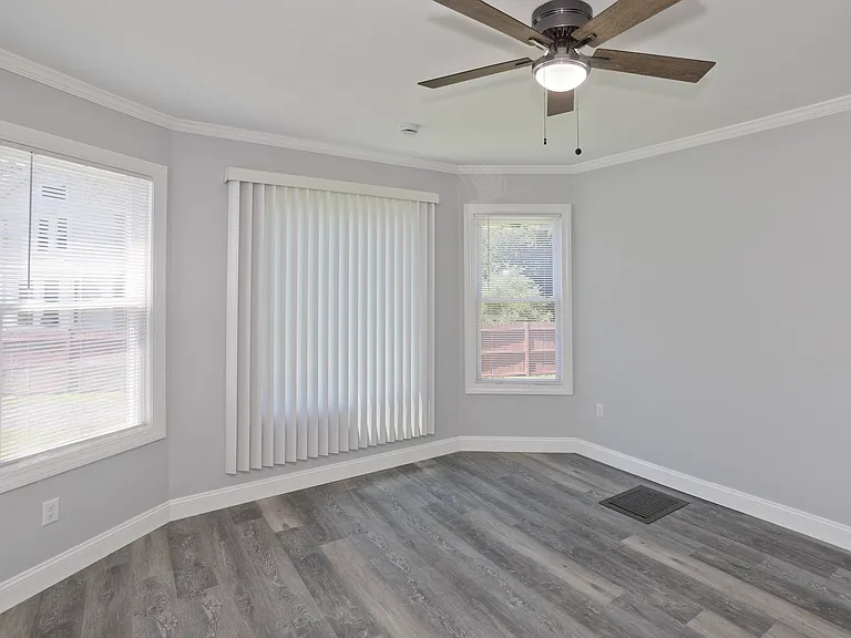 28 Union St #1 — Photo 16