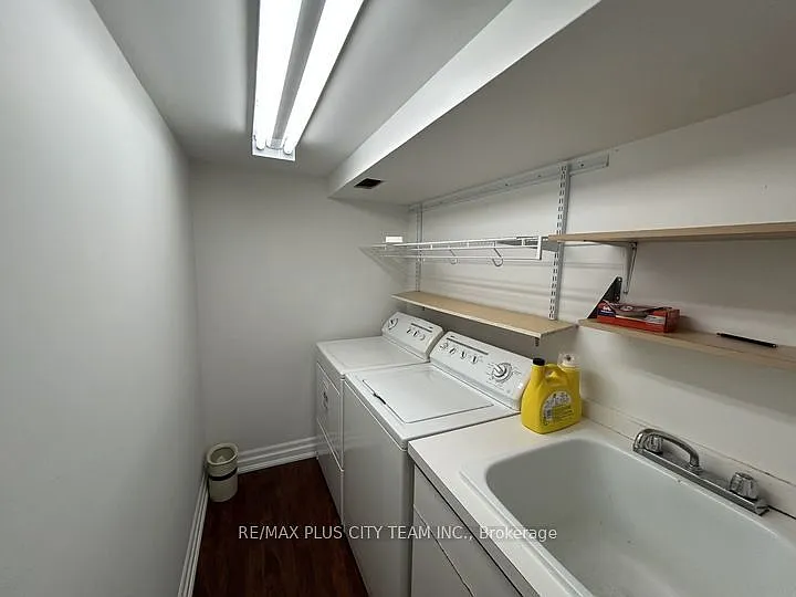 223 Warden Wilson Ave #BASEMENT — Photo 11