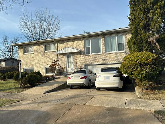 2nd image of 7729 Davis St